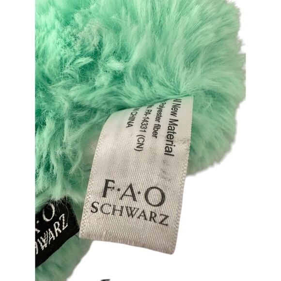 FAO SCHWARZ 10” Glow Brights Plush Wreath With Lights and Music - Picture 5 of 6